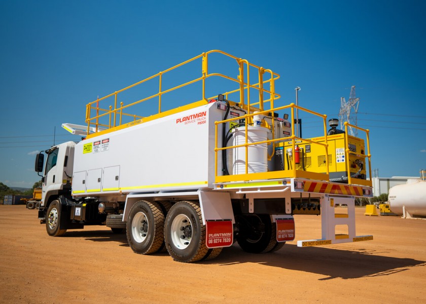 8000L 6x4 Service Truck - mine spec 4