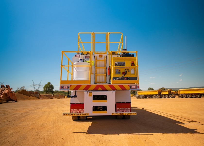 8000L 6x4 Service Truck - mine spec 5