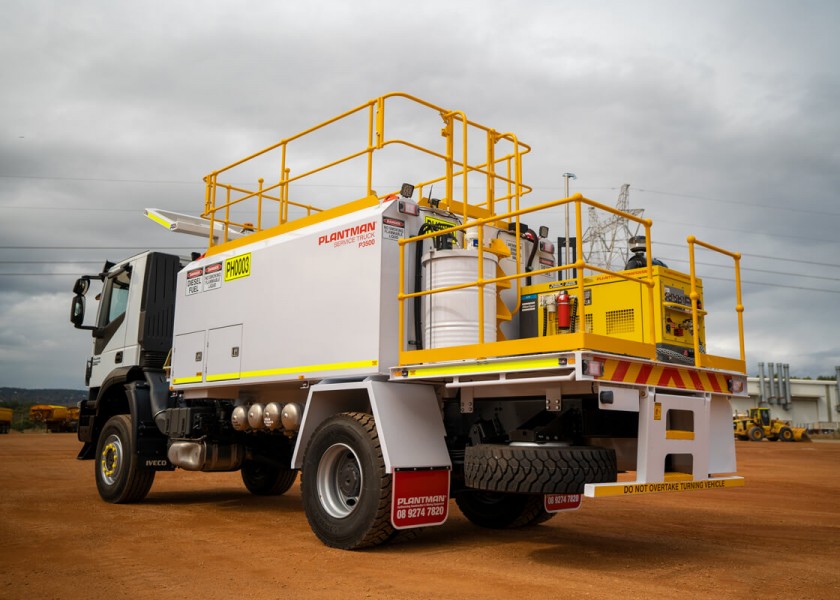 3500L 4x4 Service Truck - mine spec 3