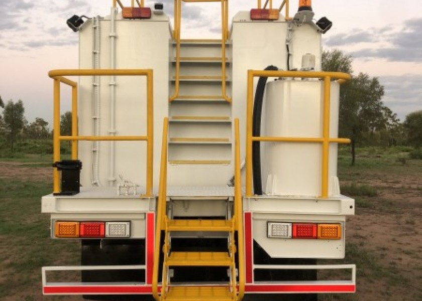Service truck - mine spec 3