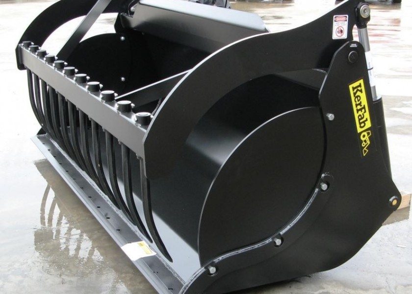 Silage Shark Bucket Grapple 2