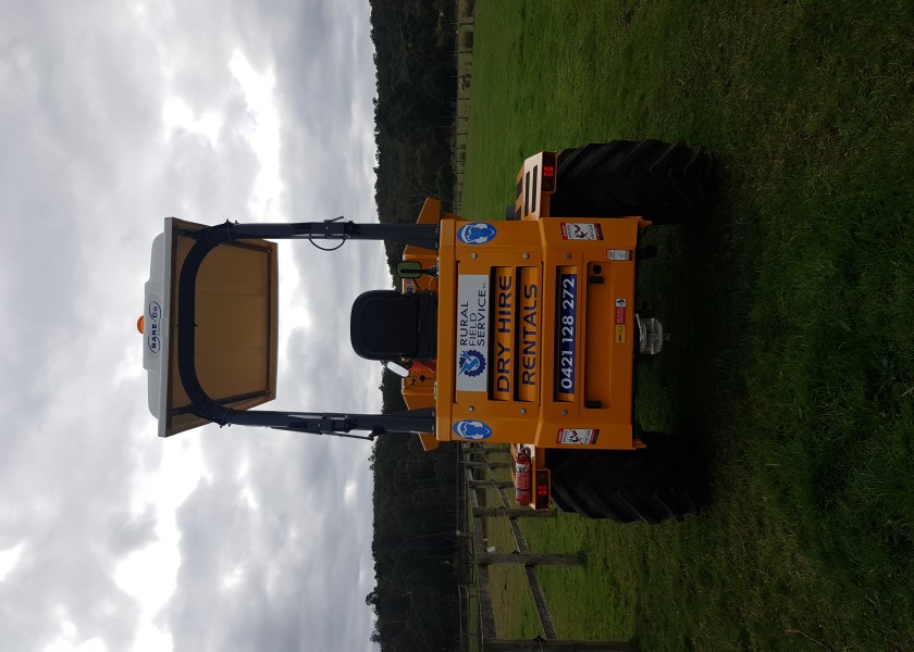 6T Site Dumper - swivel bin 2