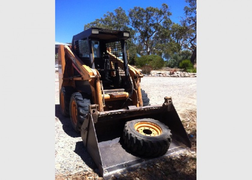 Skid steer loader 1