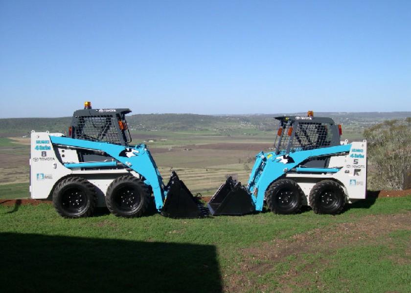 Skidsteers 1
