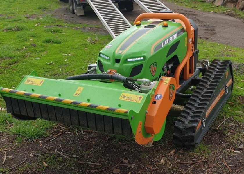 Slope Mower - remote controlled 1