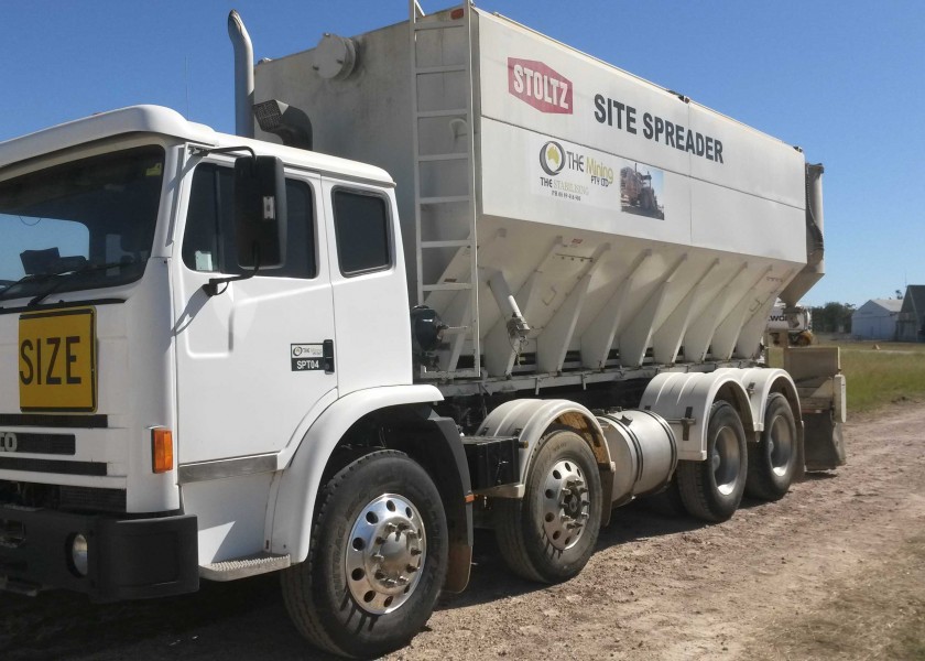 Spreader Trucks - Cement / Lime 8