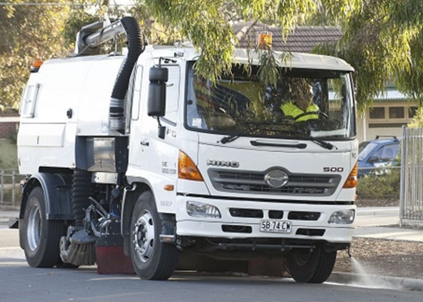 Street Sweeper Truck 1