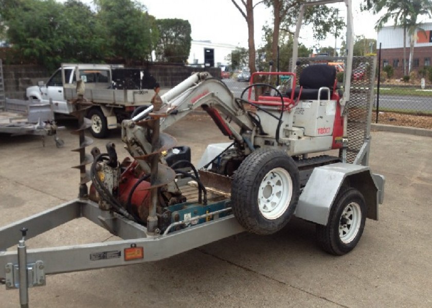 TAKEUCHI TB007 MINI EXCAVATOR 1