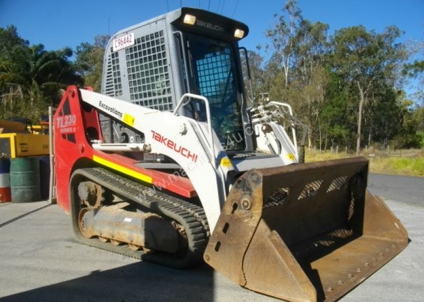 Takeuchi TL 230 Posi 1