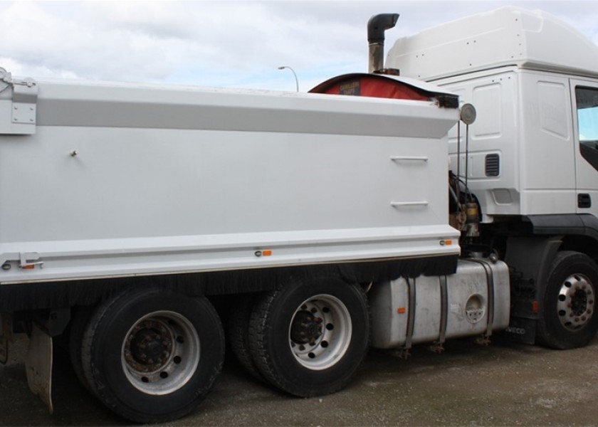 Tandem Tipper Truck 2