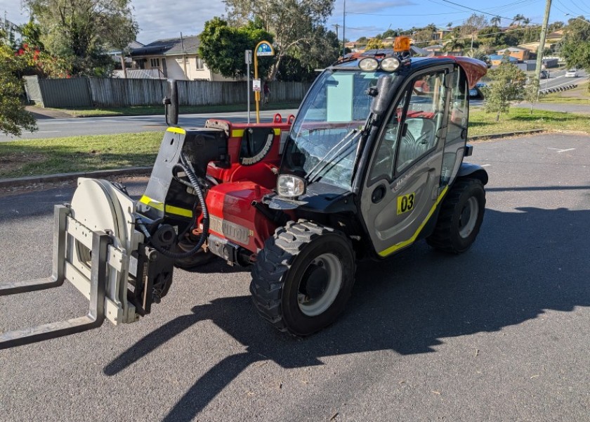 2.5T Manitou Telehandler 1