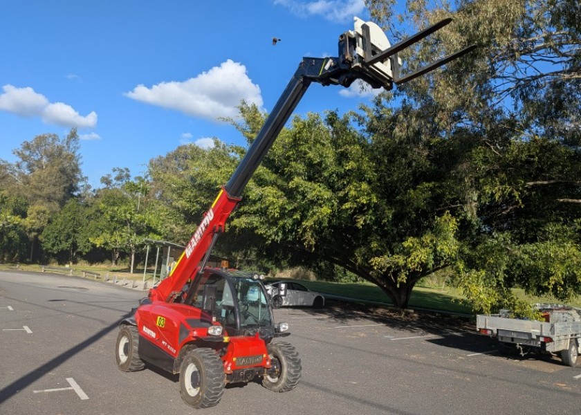 2.5T Manitou Telehandler 3