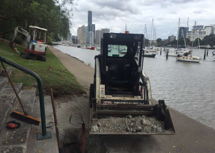 Terex PT30 Track Loader 2