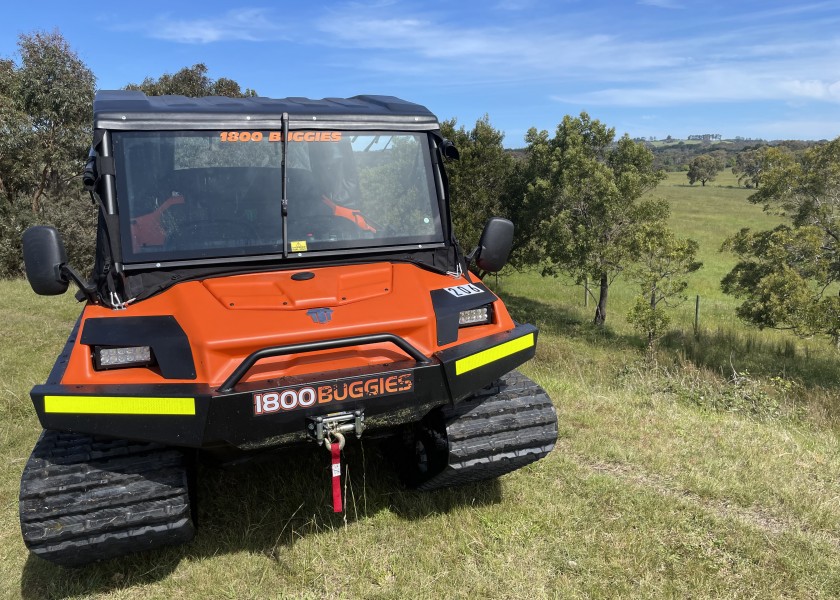 TINGER Track 2 ATV - Amphibious vehicle 2