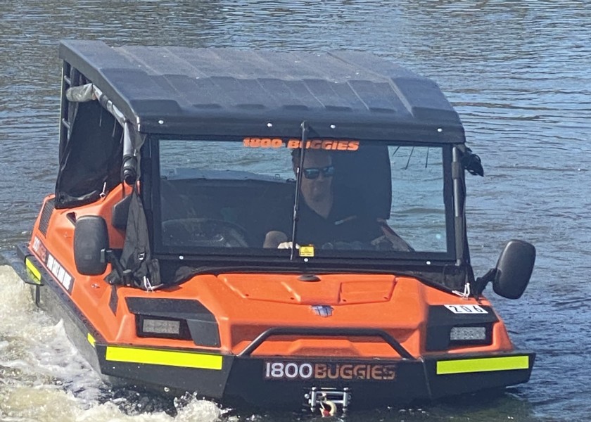 TINGER Track 2 ATV - Amphibious vehicle 3