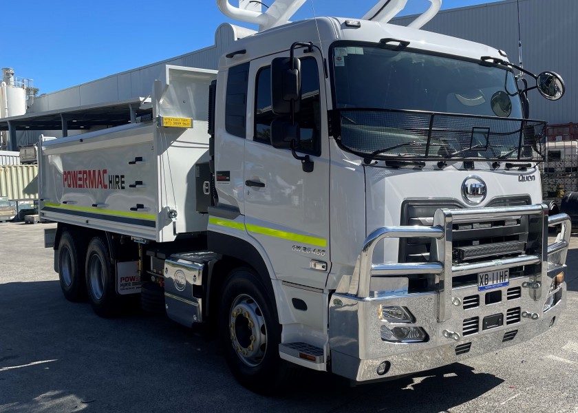 6x4 Tipper Truck - mine spec 5