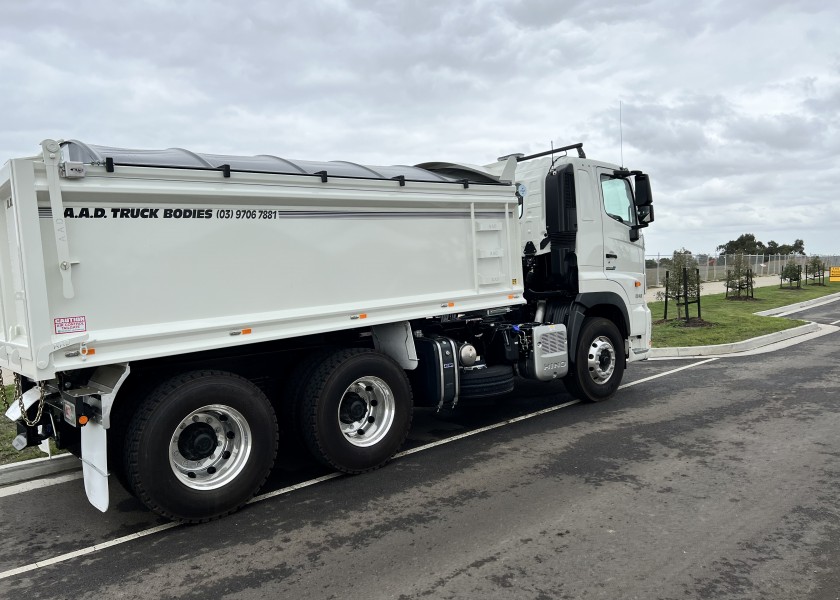 12T Tipper Truck 1