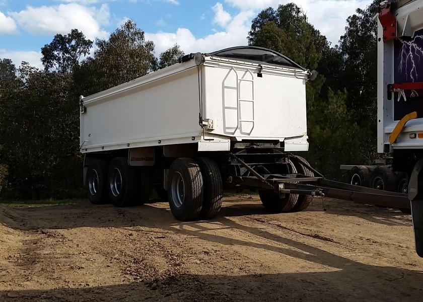 Tipper Truck & Trailer 2