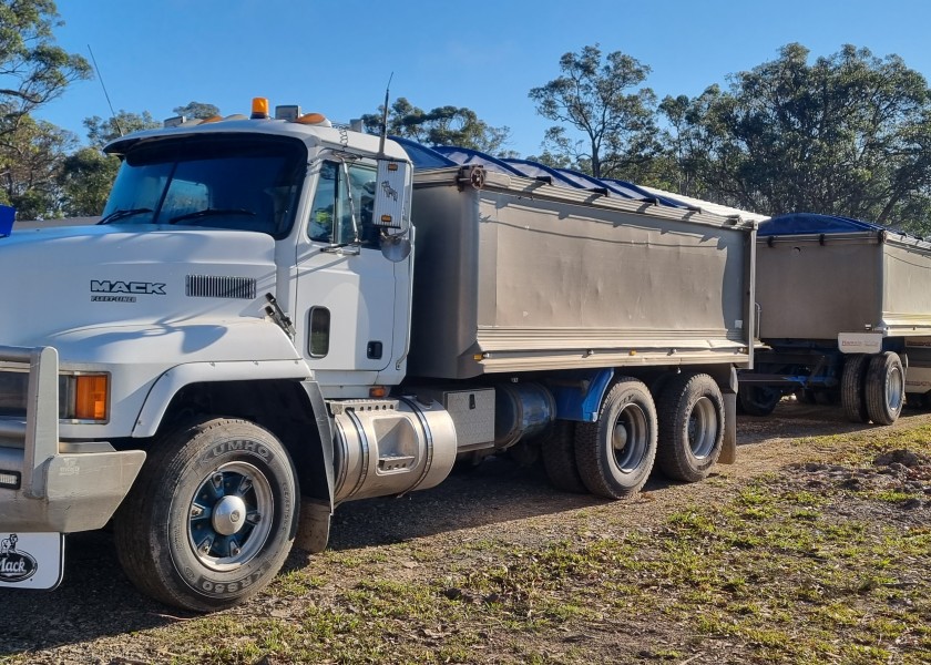 Tippers and watercarts 1