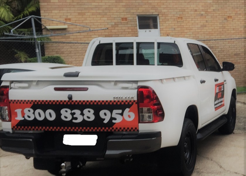 Toyota Hilux Dual Cab 4x4 1