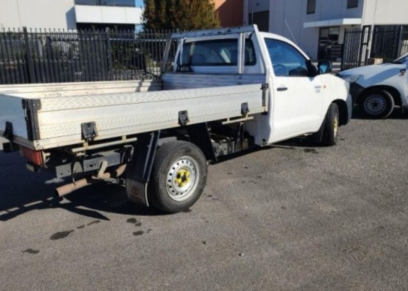 Toyota Hilux Workmate 2015-duplicate 2