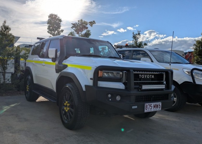 Toyota Prado - 4x4 Wagon 4