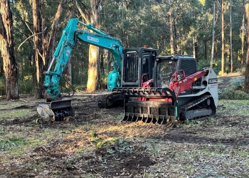 100HP Track Loader w/forestry mulcher 2