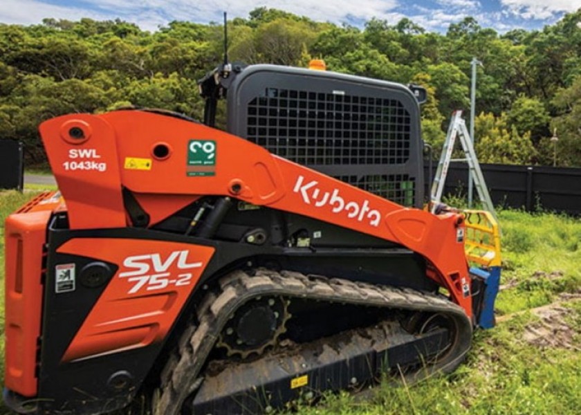 Tracked Loader 75-80 HP 1
