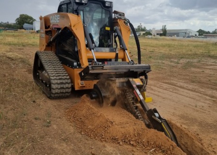 Tracked SkidSteer w/6FT Brush Cutter 6
