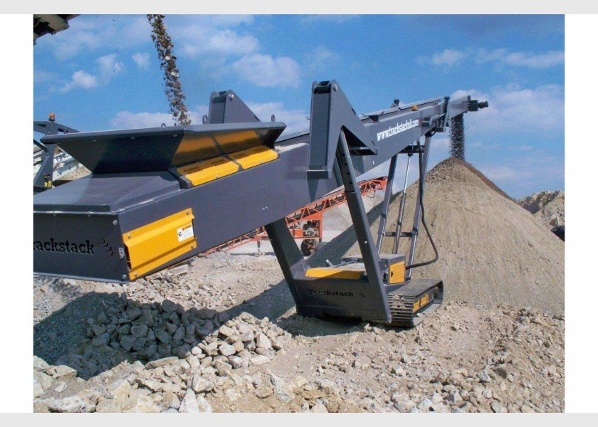 Tracked Stockpiler 1