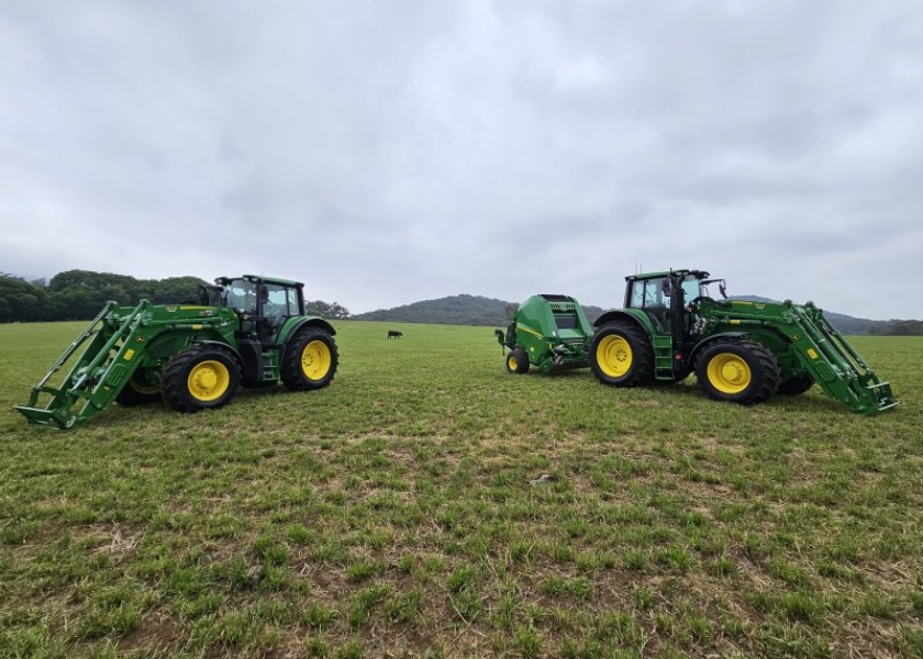 100-700HP Tracked & Wheeled Tractors + Laser Buckets 1