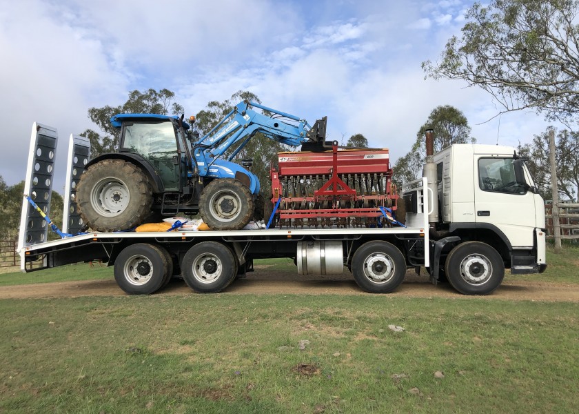 95HP Tractor and Seeder 2