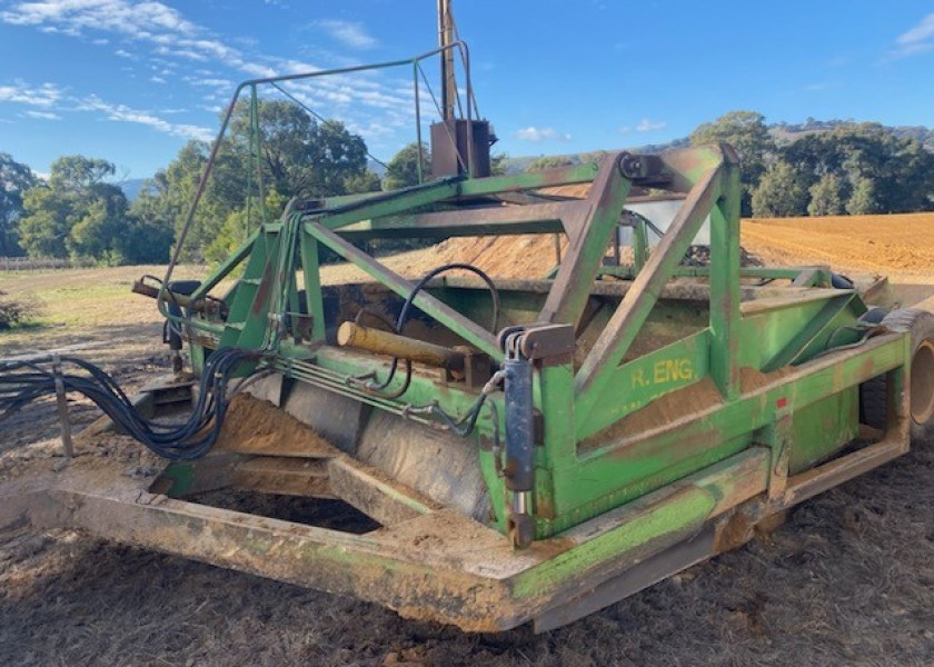 Tractor & Laser Bowl 6