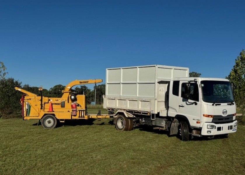 Truck and 18 inch Chipper 1