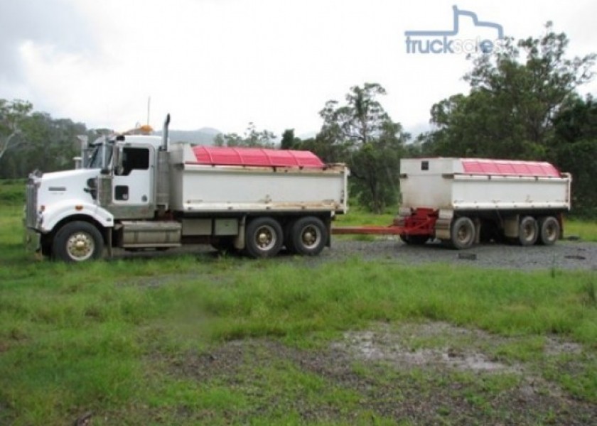 Truck and Dog Tipper 1