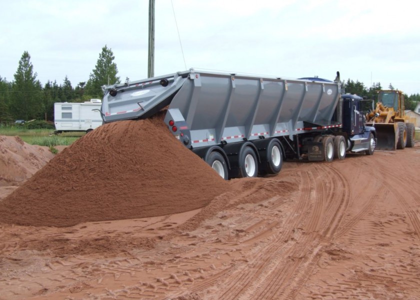 Truck n live bottom trailers 1