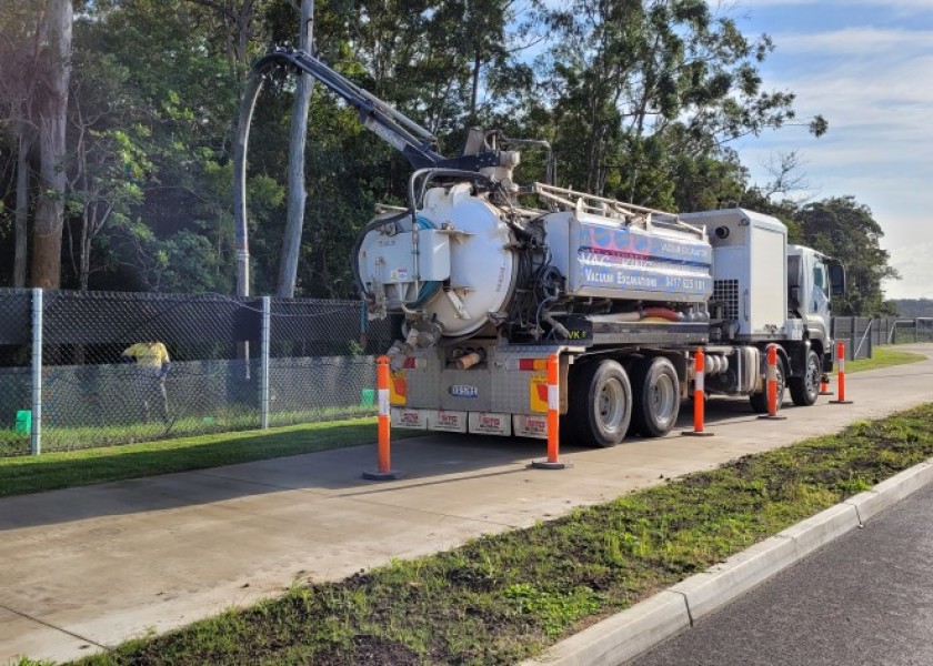 4000-10,000L Vacuum Excavation Trucks 1