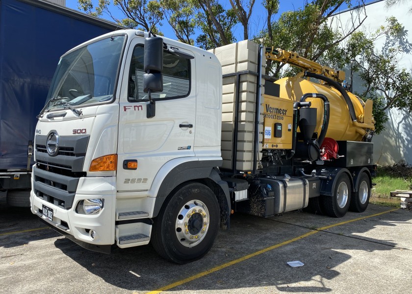 Vac Truck NDD (Wet Hire Only) 1