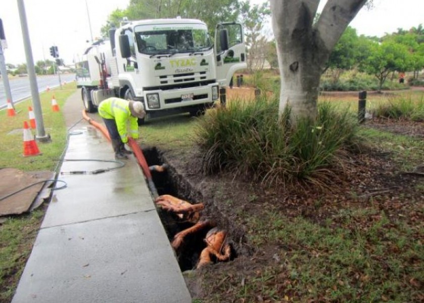 Vacuum Excavation Truck- 7,000L 2