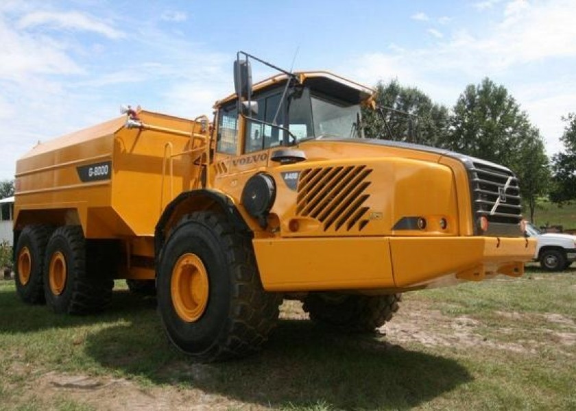 Volvo A40D Water Cart 1