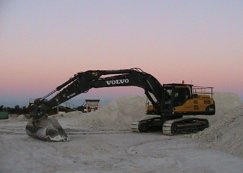 Volvo EC330CL Excavator - Mine spec 2