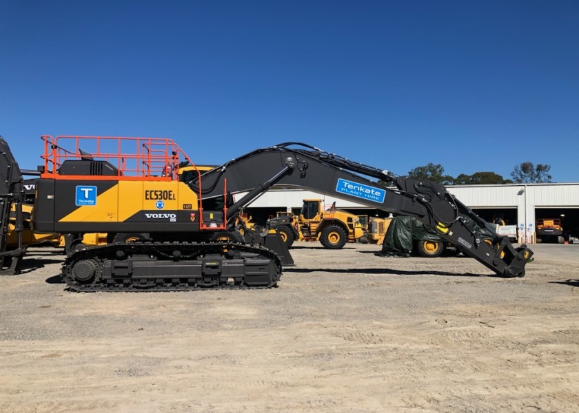 Volvo EC530EL Excavator 11