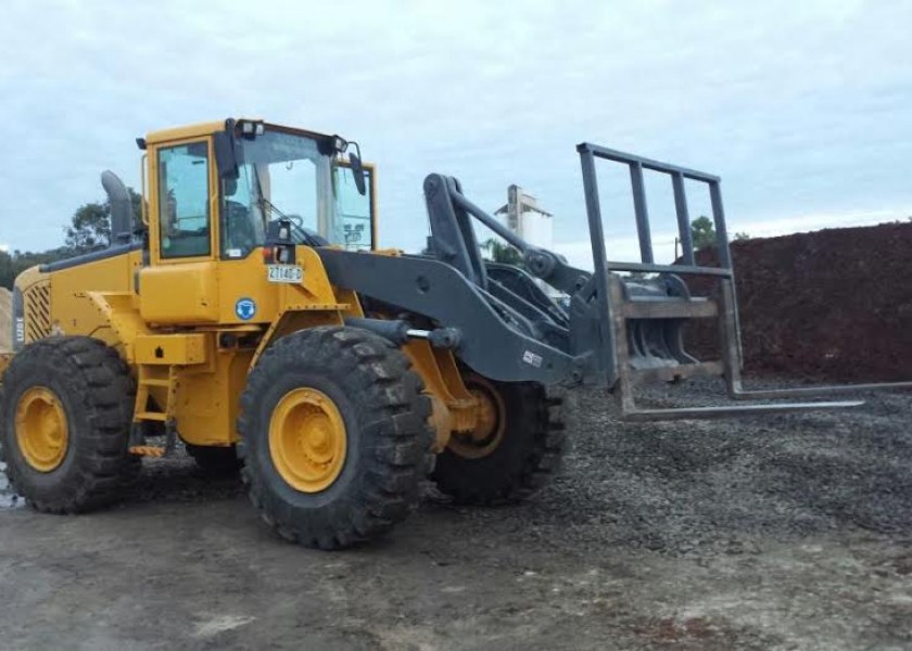 Volvo L120 E Loader x2 2