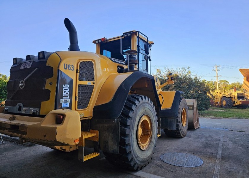 Volvo L150G Loader 1