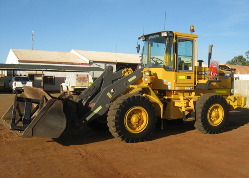 Volvo L70C Wheel Loader  1