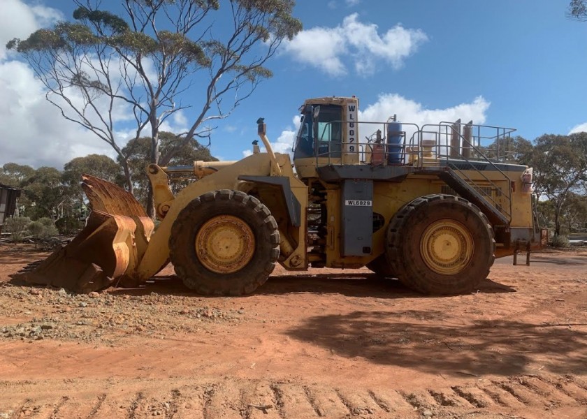 WA800 Komatsu Wheel Loader 1