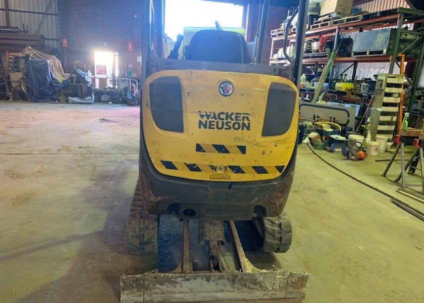 WACKER NEUSON ET18 - 2 TON 4