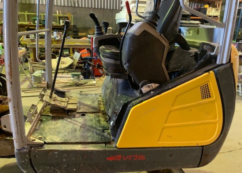 WACKER NEUSON ET18 - 2 TON 5