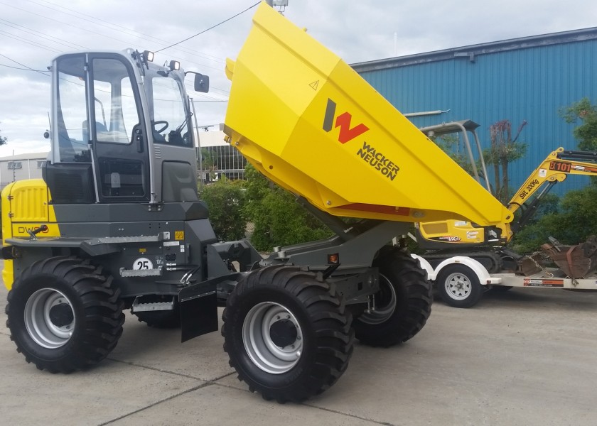 Wacker Nueson 9 tonne Dumper 1