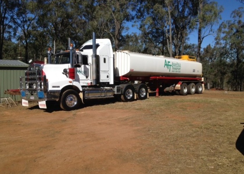 Water tanker - 32,000L 1